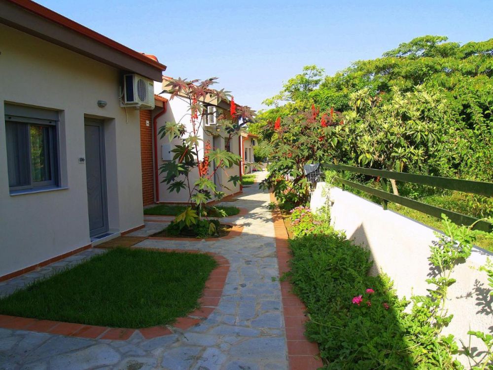 Village Mare Residences 3*