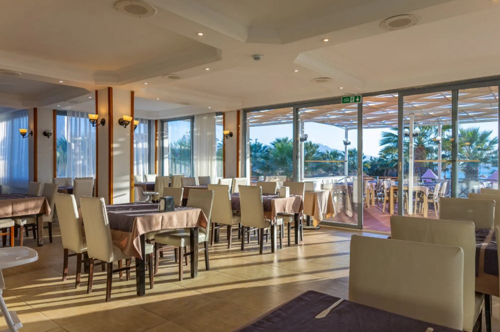 Sentinus Hotel 4*