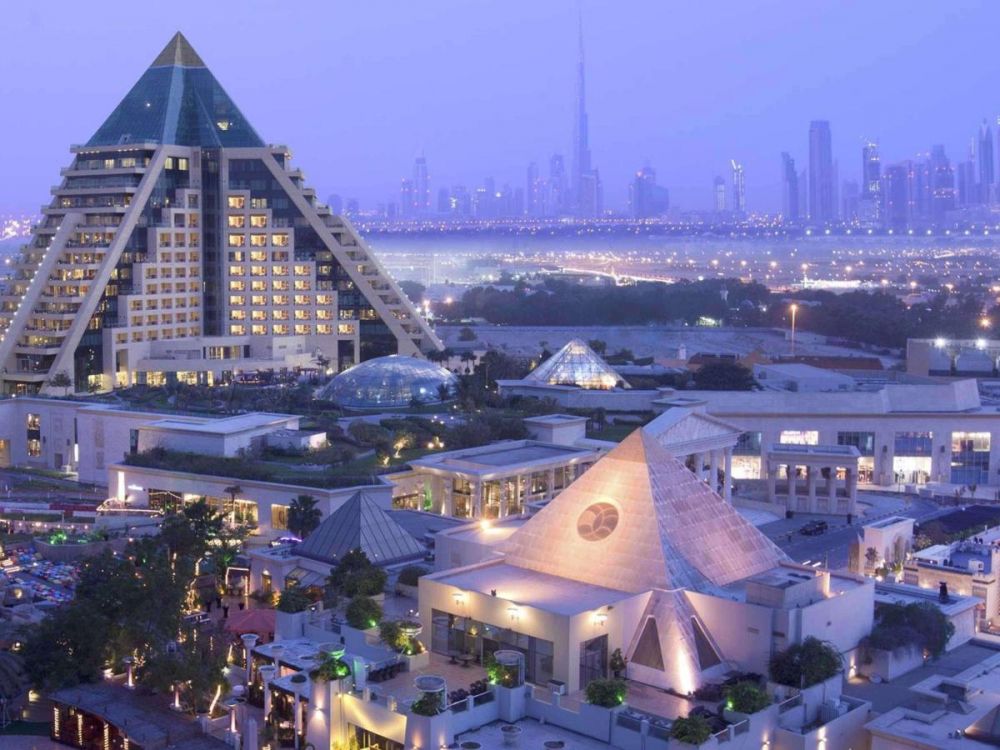 Raffles Dubai 5*