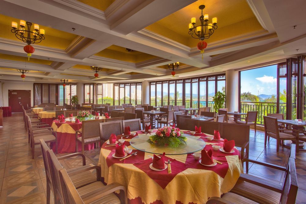 Sanya Yuhuayuan Seaview Hotel 4*
