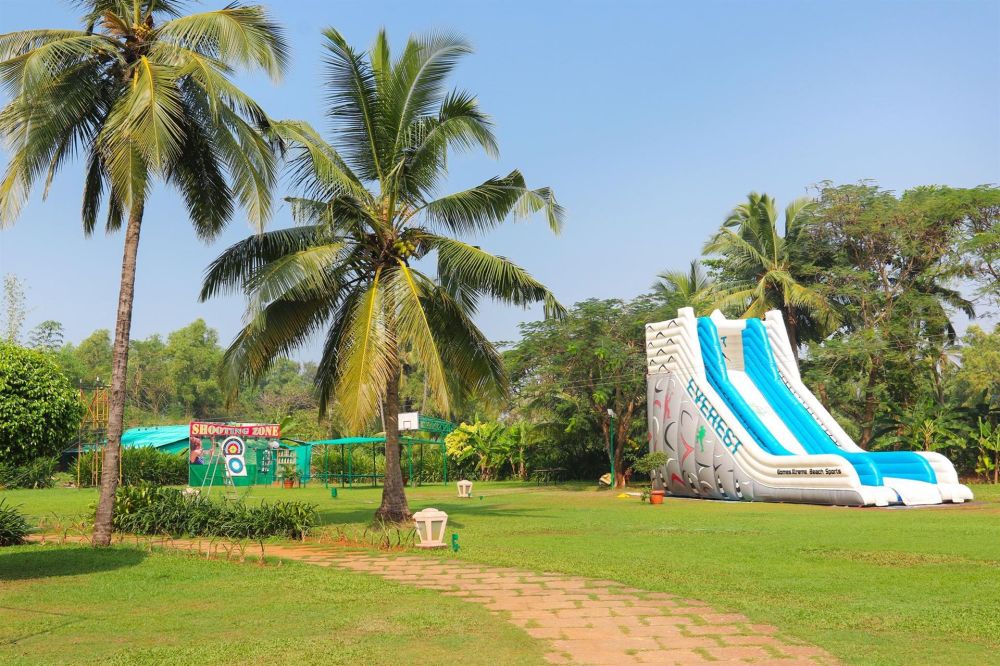 Club Mahindra Varca Beach Goa 5*