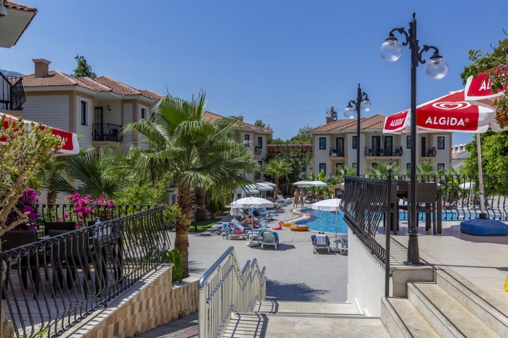 Marcan Beach Hotel 4*