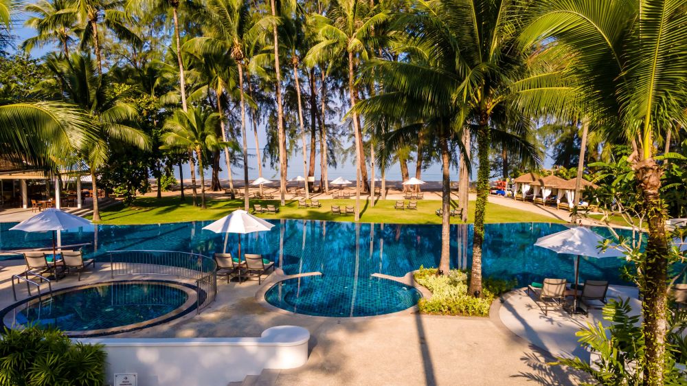 Outrigger Khao Lak Beach Resort (ex. Manathai Khao Lak) 5*