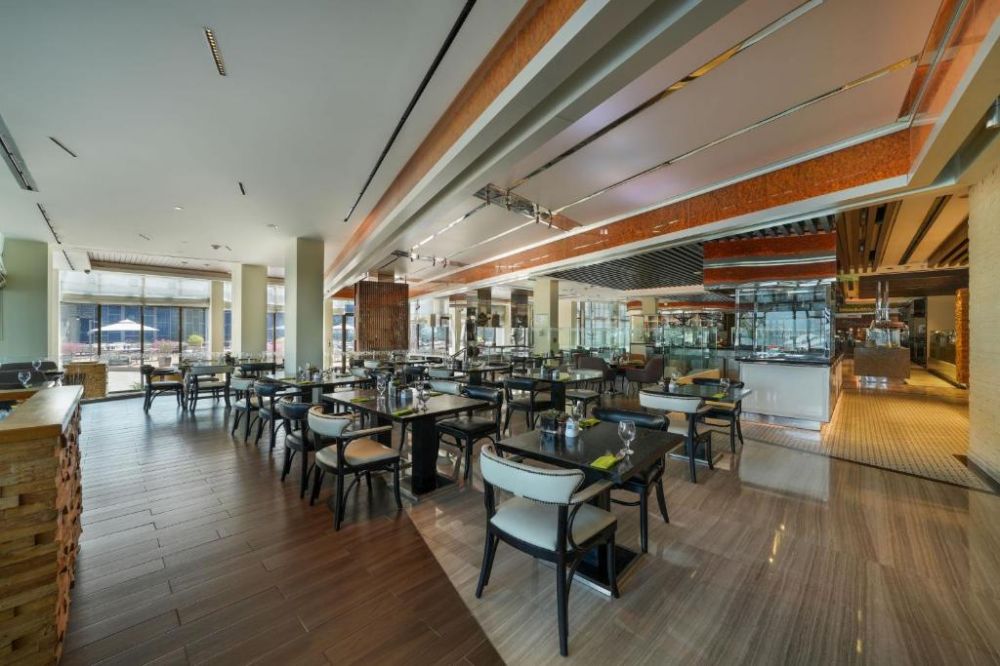Le Meridien Abu Dhabi 5*