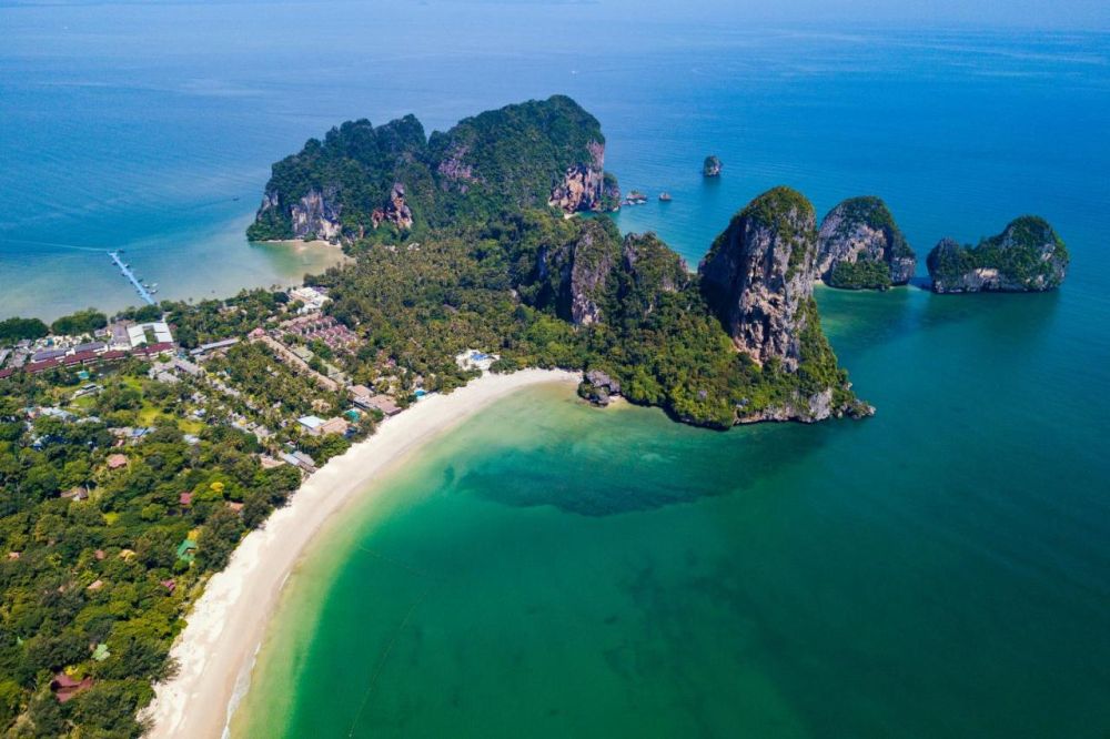 Railay Village Resort & SPA 3*