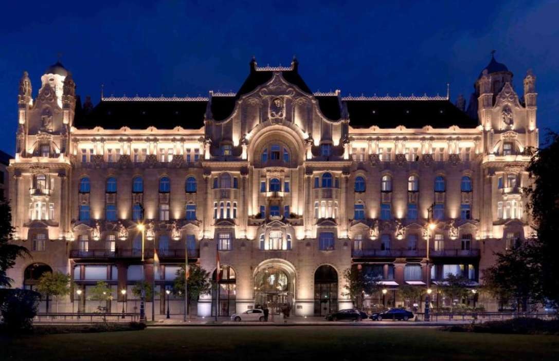 Four Seasons Gresham Palace 5*