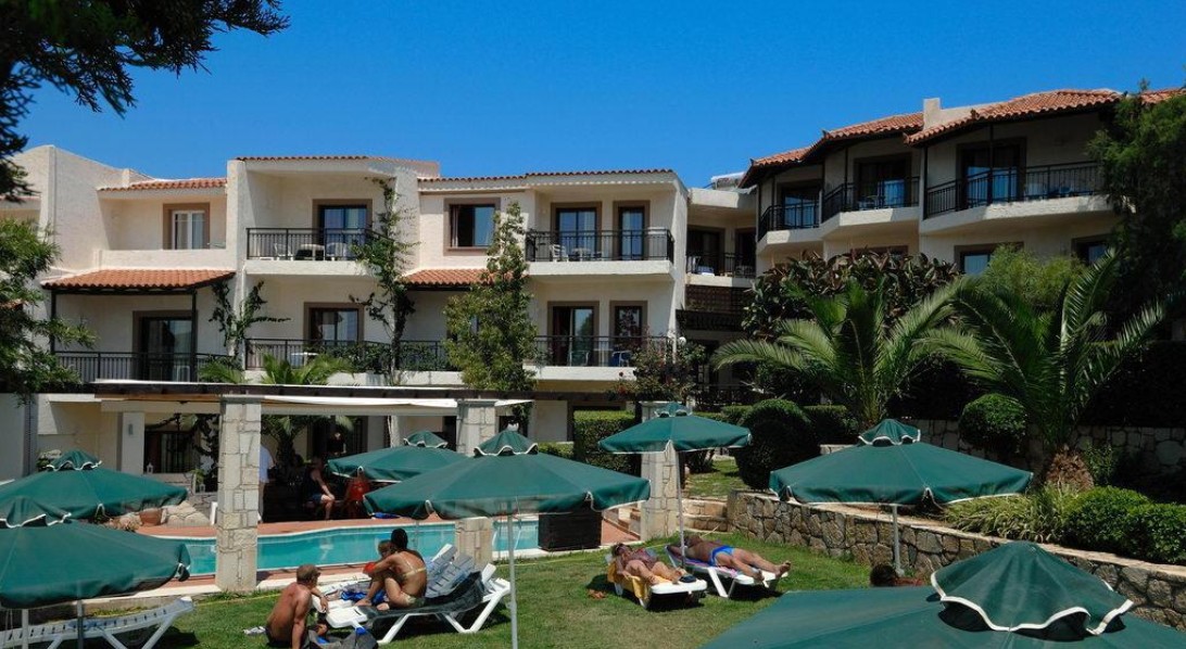 Eva Mare Hotel and Suites 3*