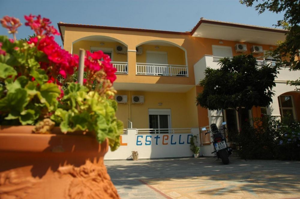 Estelle Hotel 2*