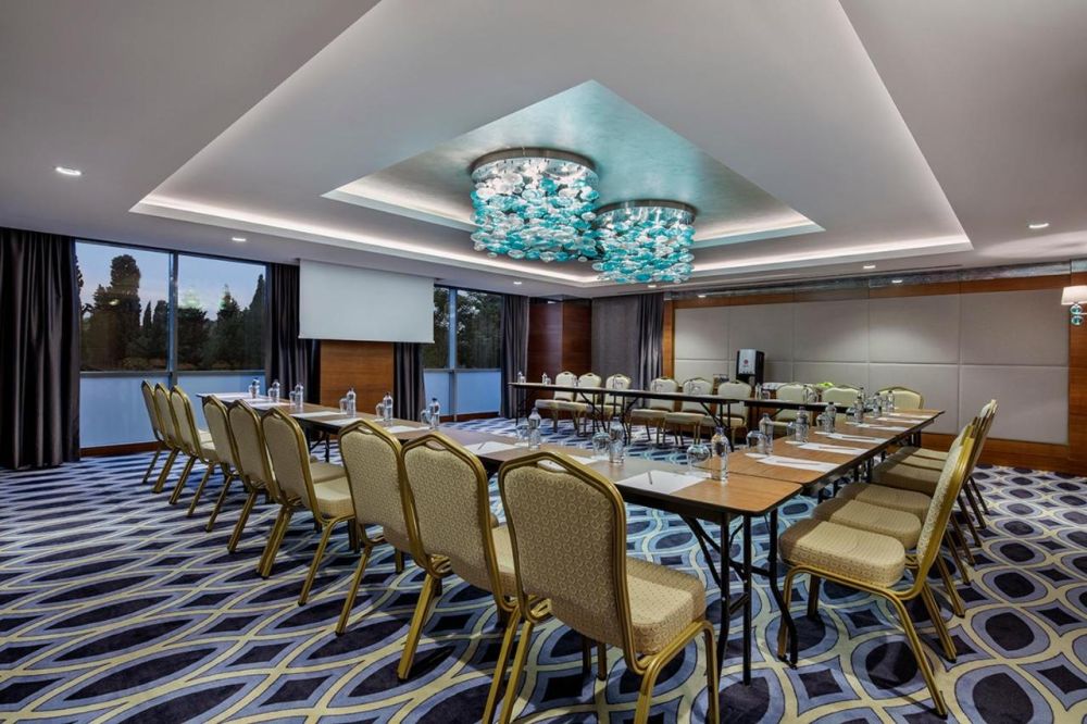 Doubletree By Hilton Istanbul Topkapi 5*