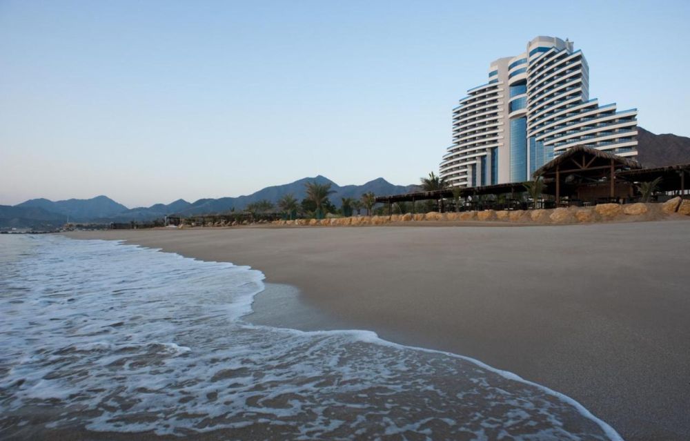 Le Meridien Al Aqah Beach Resort 5*