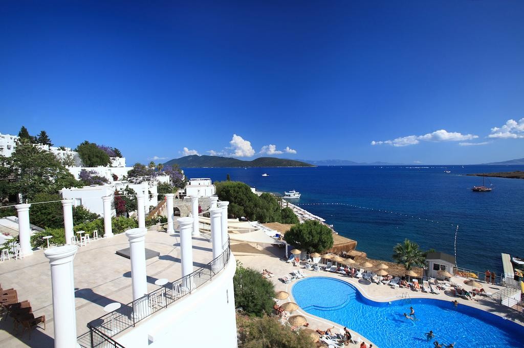 Bodrum Bay Resort 5*