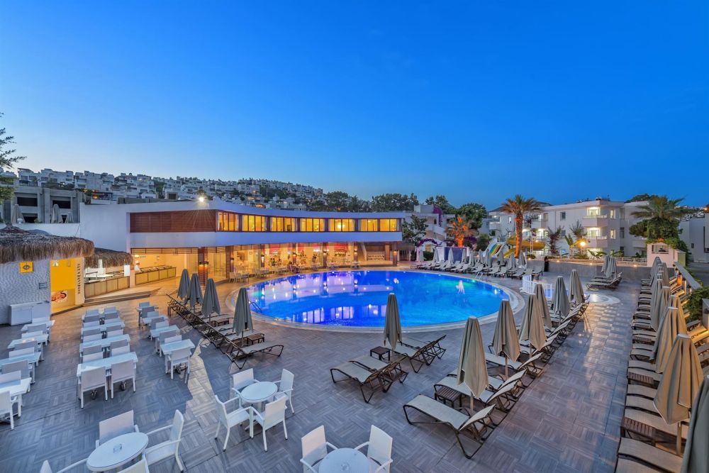 Bendis Beach Hotel 4*