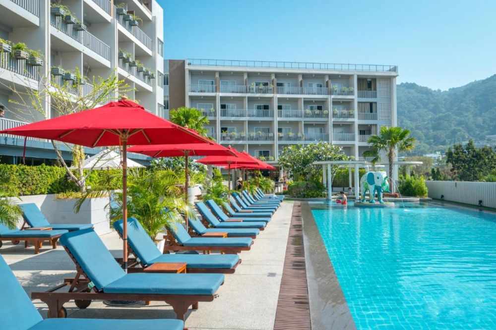 Ramada Phuket Deevana 4*