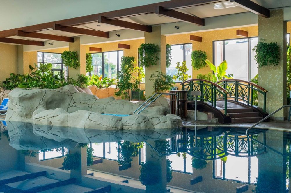 Grand Hyatt Dubai Resort and Waterpark 5*