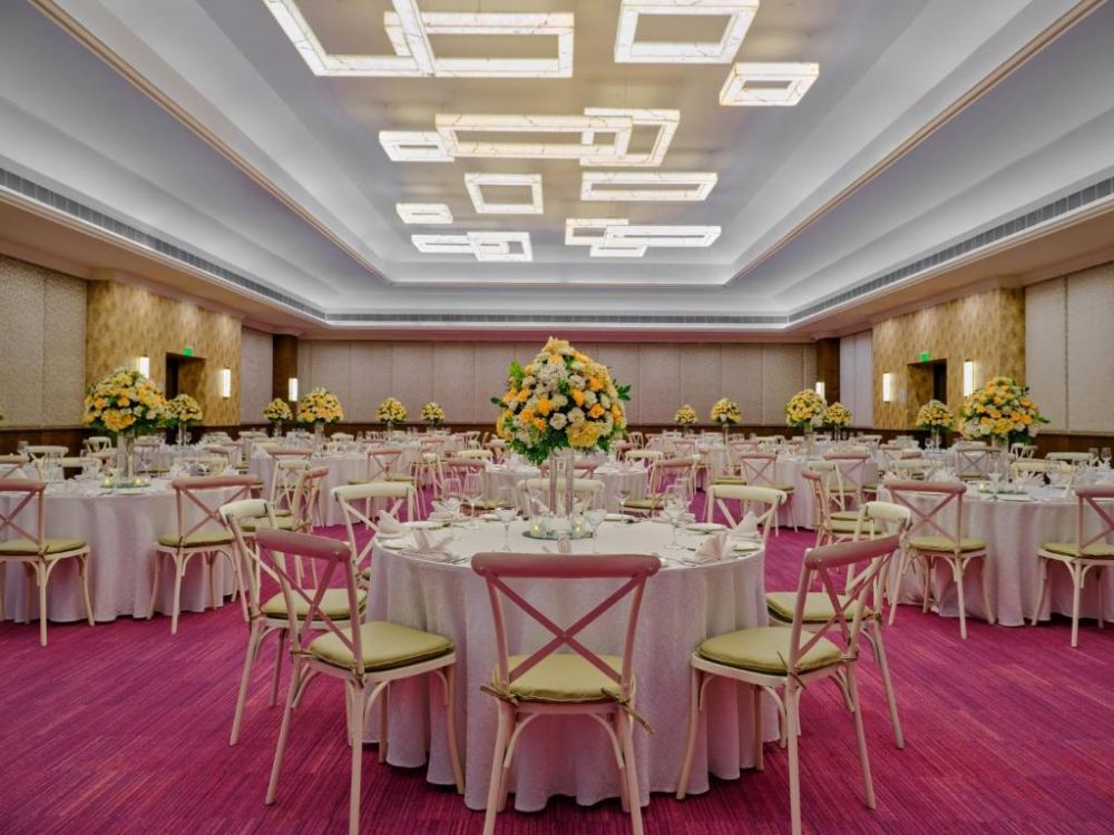 Holiday Inn Resort 5*