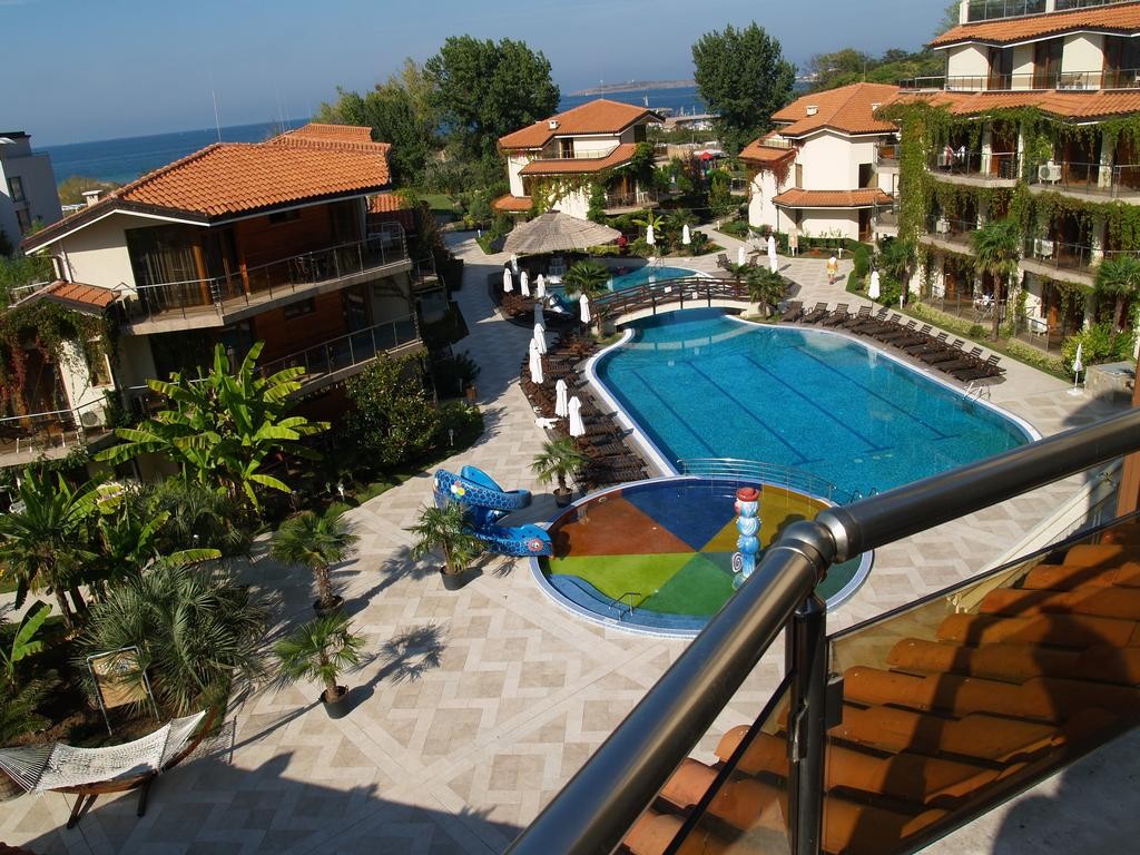 Laguna Beach Sozopol 4*