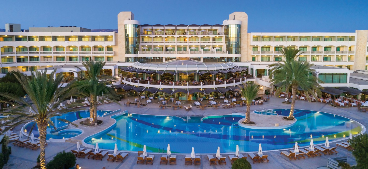 Athena Beach Hotel 4*