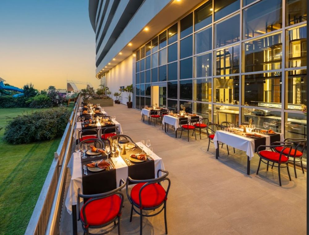 Concorde De Luxe Resort 5*