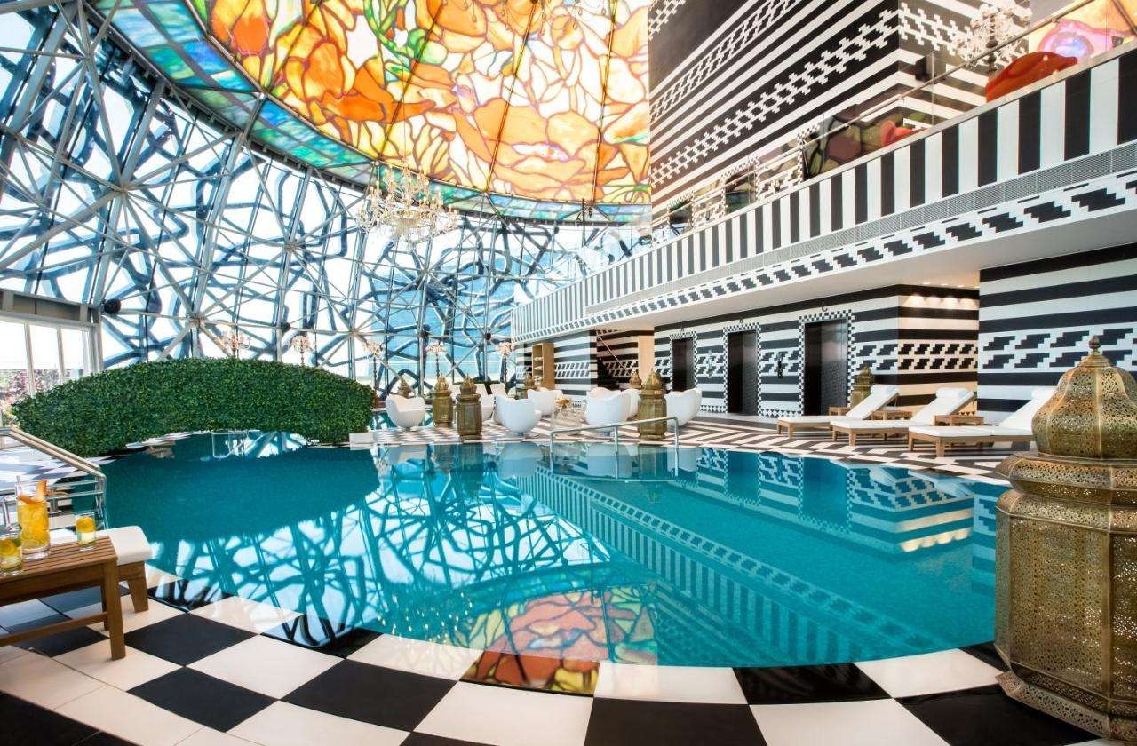 Mondrian Doha 5*