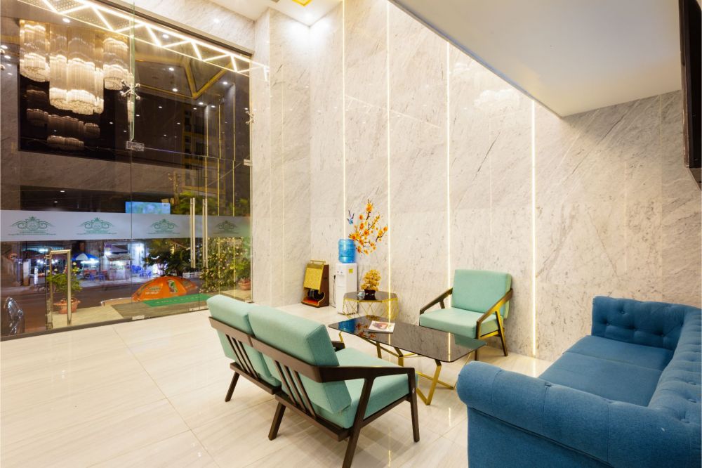 Crown Hotel Nha Trang 3*