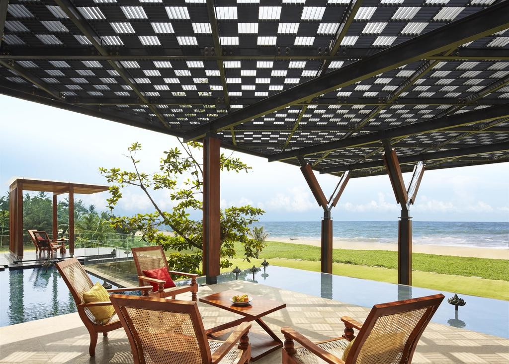 Heritance Negombo 4*