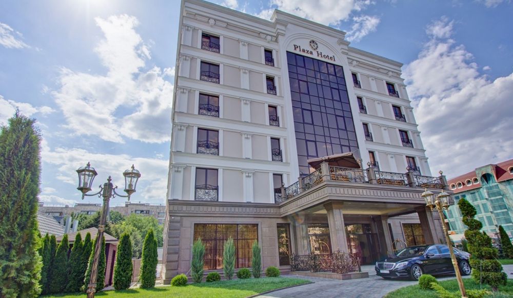 Plaza Hotel Almaty 4*