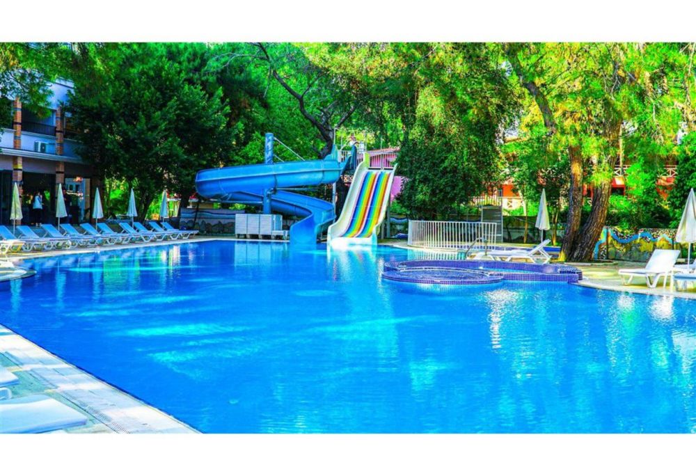 Festıval Natura Hotel 4*