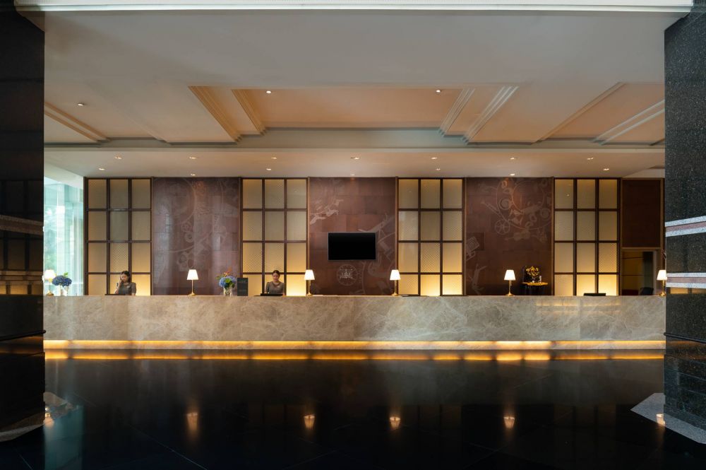 Swissotel Bangkok Ratchada 5*