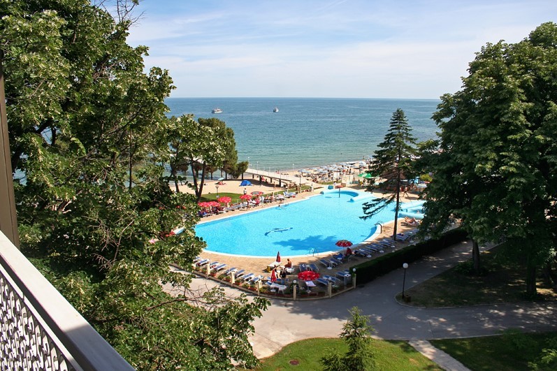 Lotos Riviera 4*