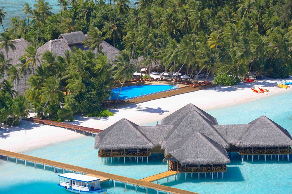 Medhufushi Island Resort 4*