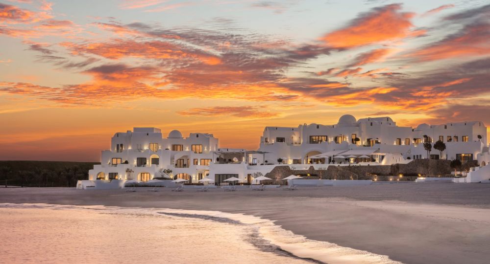 Anantara Santorini Abu Dhabi Retreat | Adults Only 5*