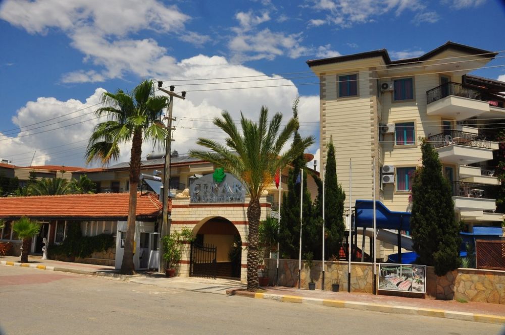 Cinar Family Suite Hotel 4*