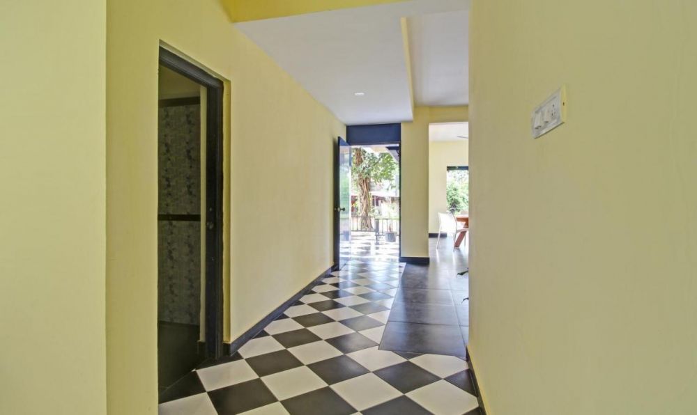 Blue Door Hotel Morjim 2*