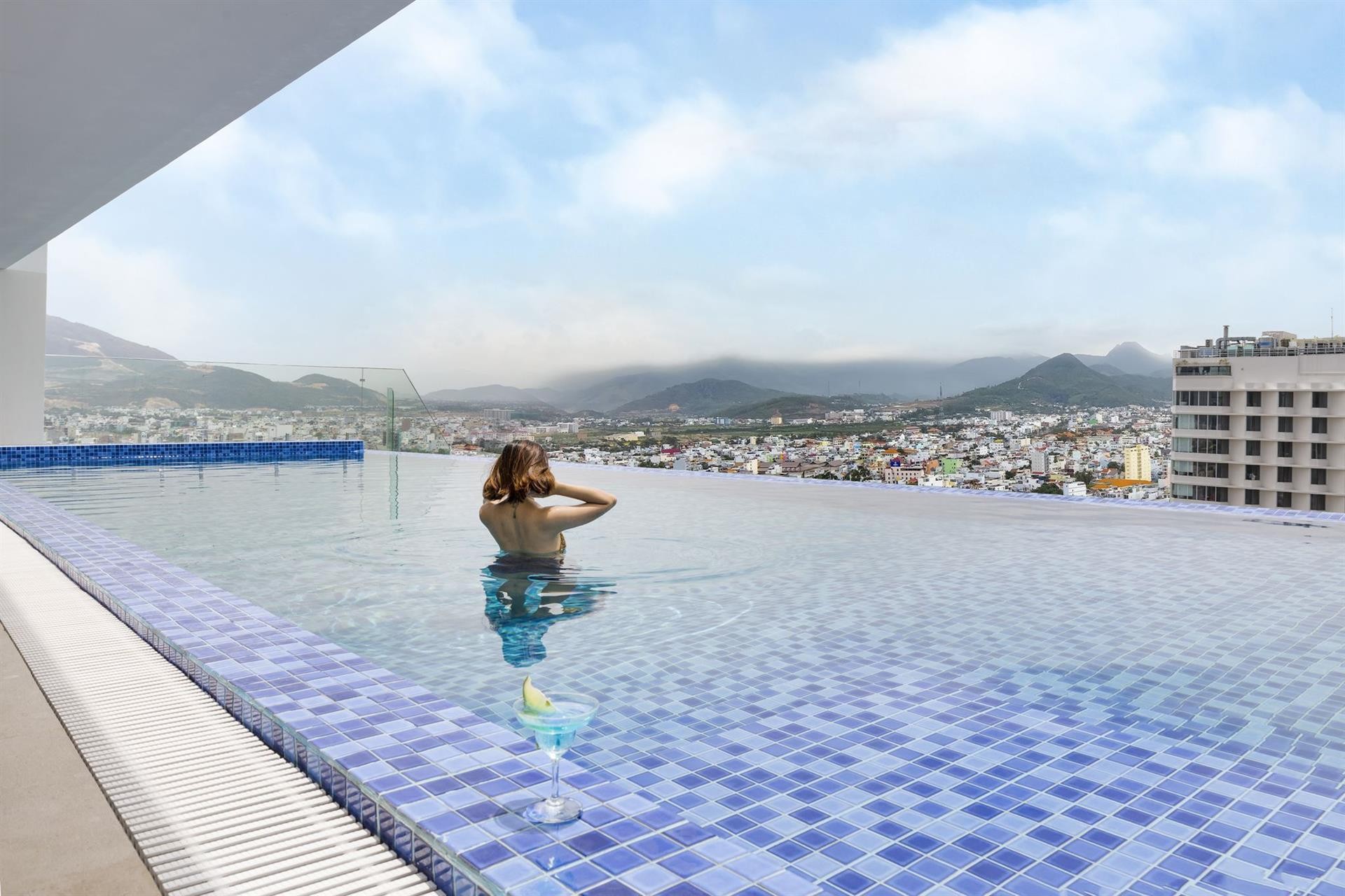 Nagar Hotel Nha Trang 4*