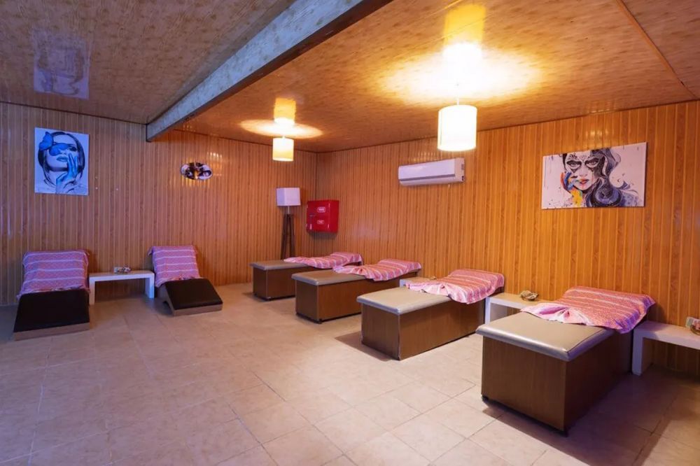 Marinez Hotel 4*