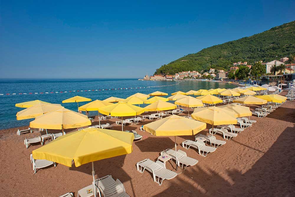 Rivijera Petrovac 4*