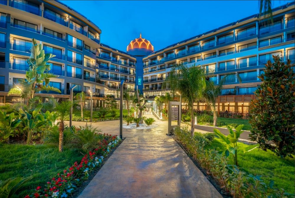 Arnor Deluxe Hotel & SPA 5*