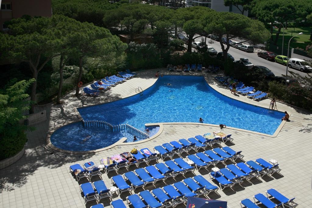 Blaumar Blanes 4*