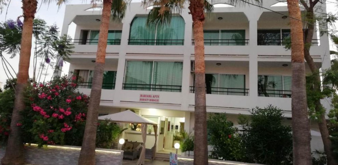 Marianna Hotel Apartments 2*