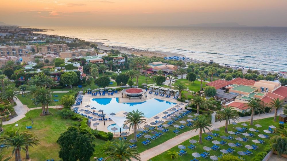 Anissa Beach Hotel 4*