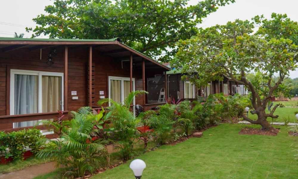 Arambol Lake Resort 