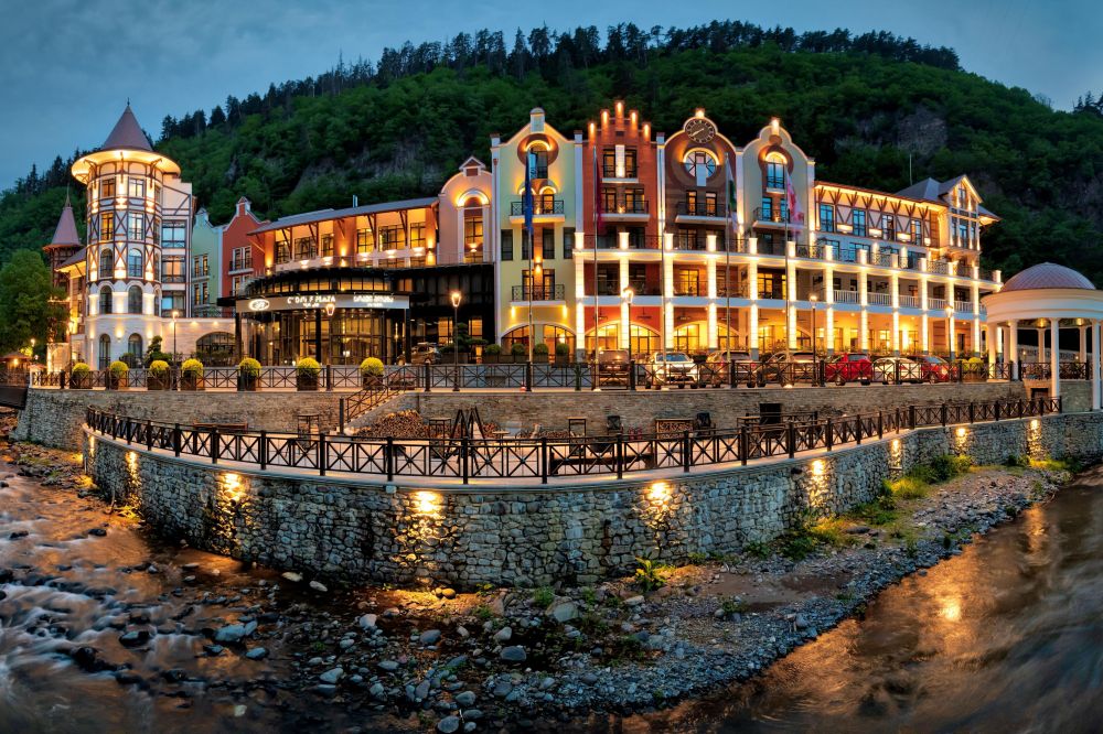 Borjomi Crowne Plaza 5*