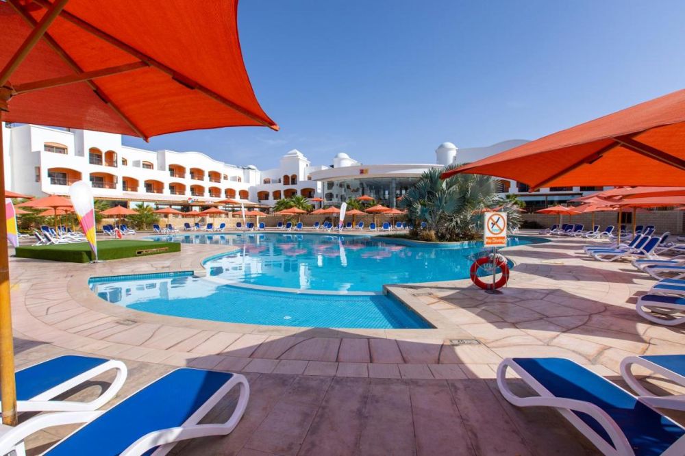 Naama Waves Hotel (ex.Tropitel Waves Sharm el Sheikh) 5*