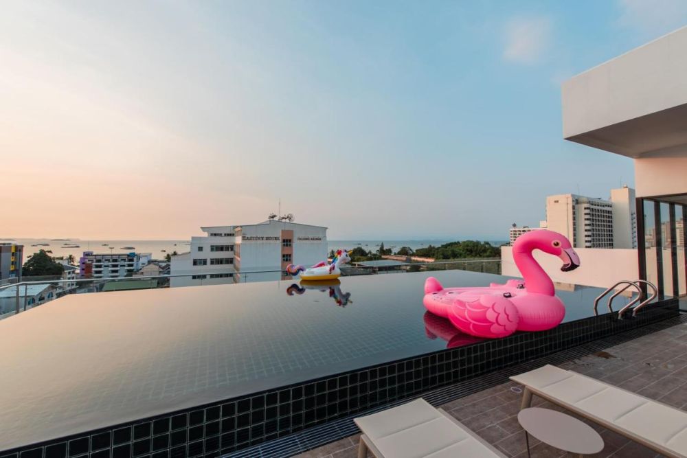 Blackwoods Hotel Pattaya 5*