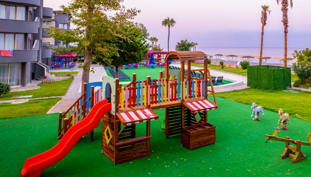 Taluyka Sunset Beach Hotel 4*