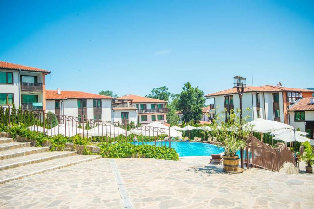 Arkutino Family Resort 4*