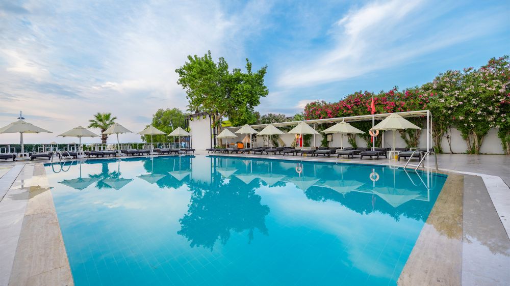 Petunya Beach Resort 4*