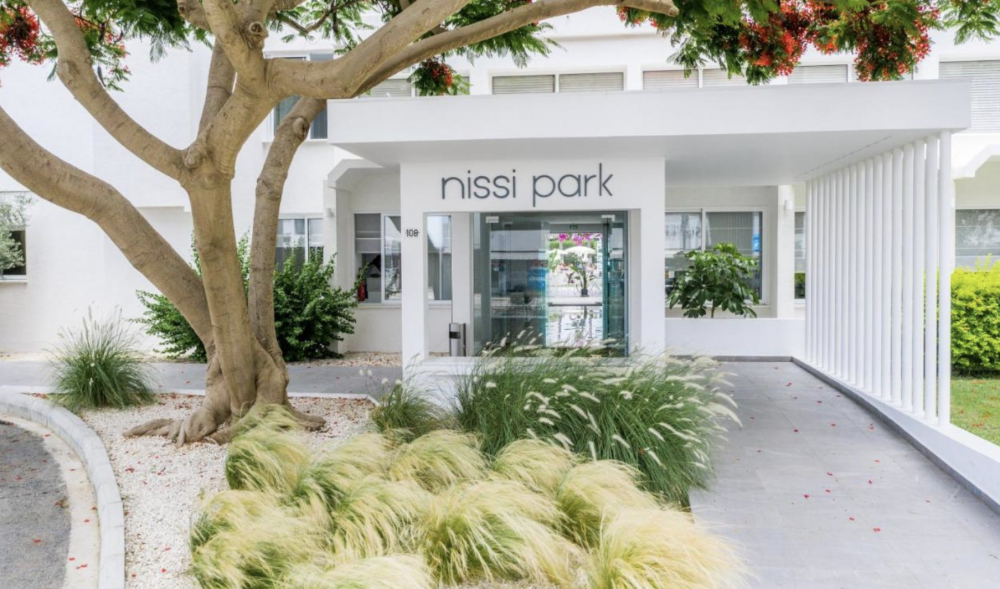 Nissi Park Hotel 3*