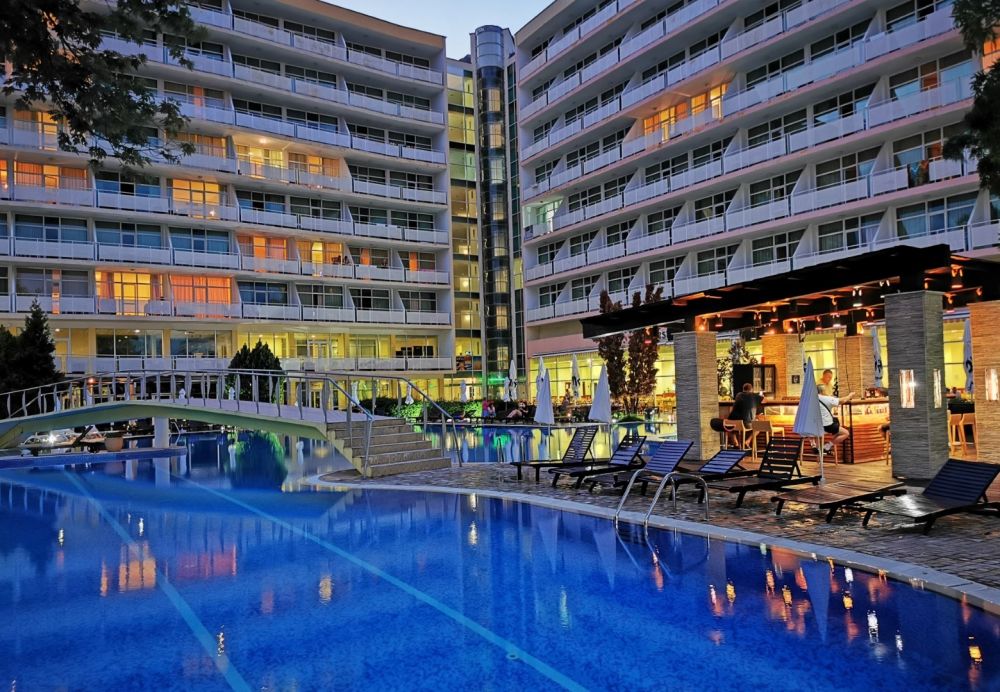 Grand Hotel Nirvana (ex. Grand Hotel Oasis) 4*