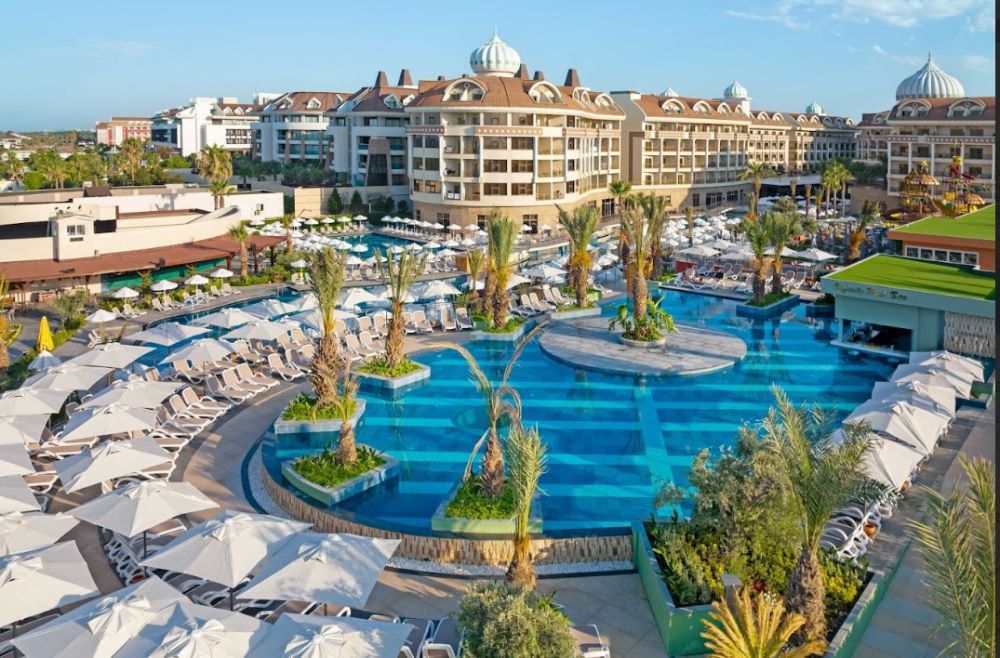 Kirman Belazur Resort & Spa 5*